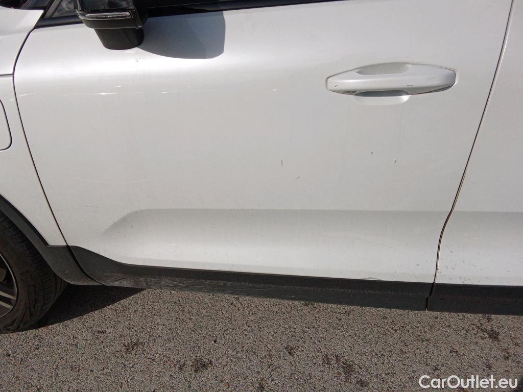  Volvo  XC 40 VOLVO XC40 / 2017 / 5P / todoterreno 1.5 T4 Twin Recharge R-Design Auto #23