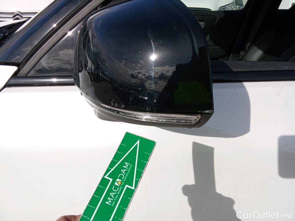  Volvo  XC 40 VOLVO XC40 / 2017 / 5P / todoterreno 1.5 T4 Twin Recharge R-Design Auto #32