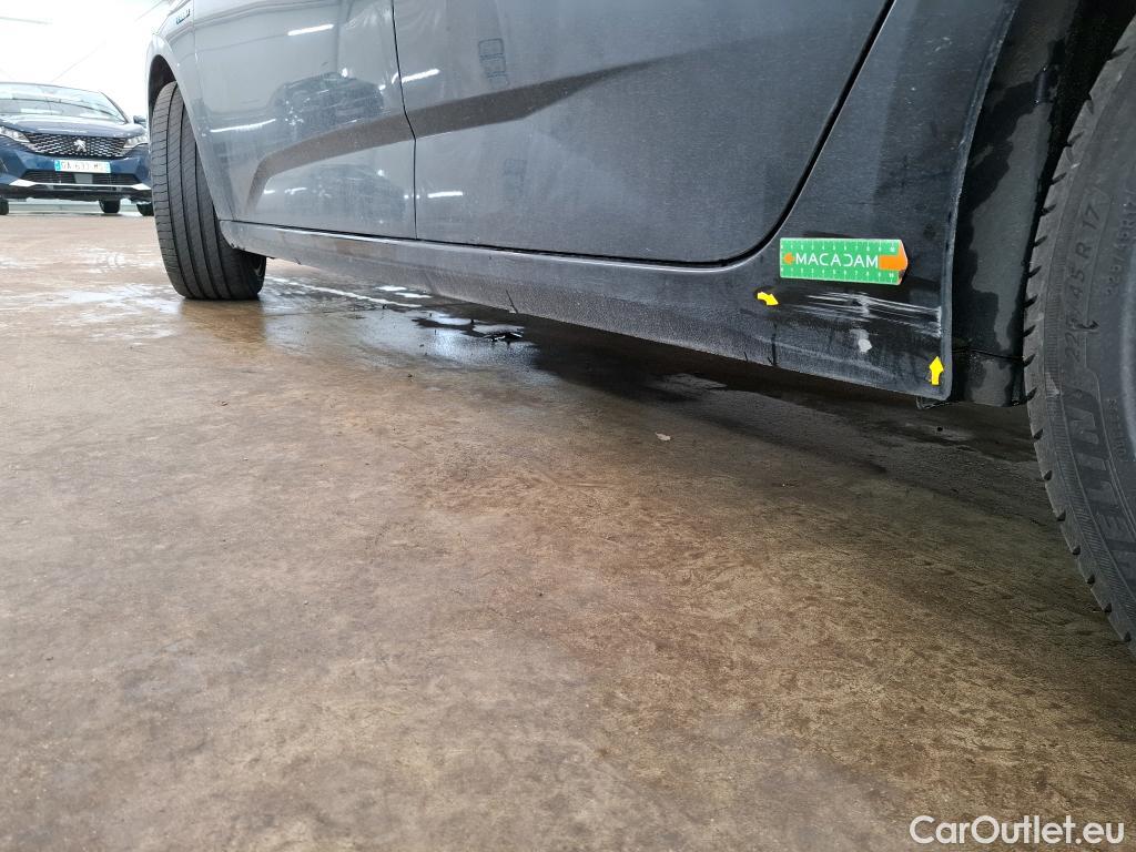 Peugeot  308 PEUGEOT  / 2021 / 5P / Berline PHEV 180 E-EAT8 ACTIVE PACK #13