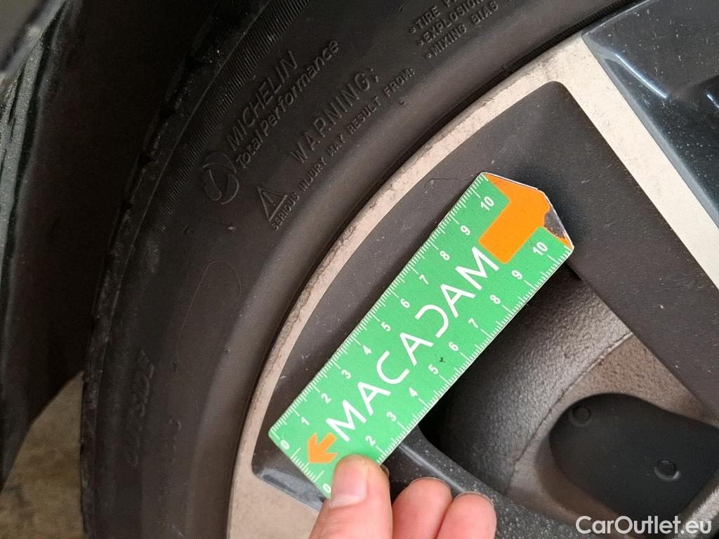  Peugeot  308 PEUGEOT  / 2021 / 5P / Berline PHEV 180 E-EAT8 ACTIVE PACK #6