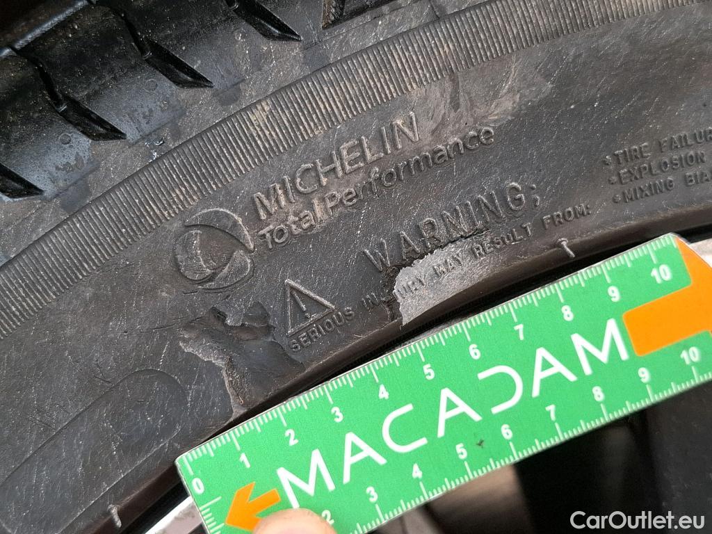  Peugeot  308 PEUGEOT  / 2021 / 5P / Berline PHEV 180 E-EAT8 ACTIVE PACK #23