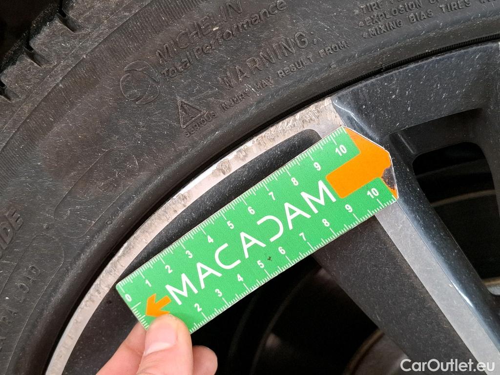  Peugeot  308 PEUGEOT  / 2021 / 5P / Berline PHEV 180 E-EAT8 ACTIVE PACK #26