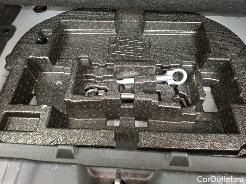  Toyota  Corolla TOYOTA  5p Berline Hybride 122h Dynamic Business #22