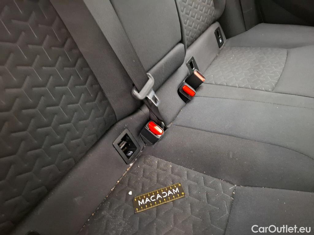  Toyota  Corolla TOYOTA  5p Berline Hybride 122h Dynamic Business #29