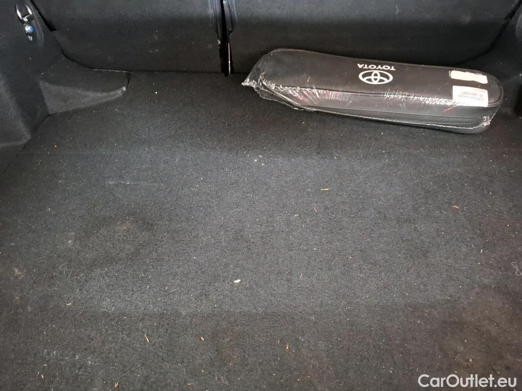  Toyota  Corolla TOYOTA  5p Berline Hybride 122h Dynamic Business #21