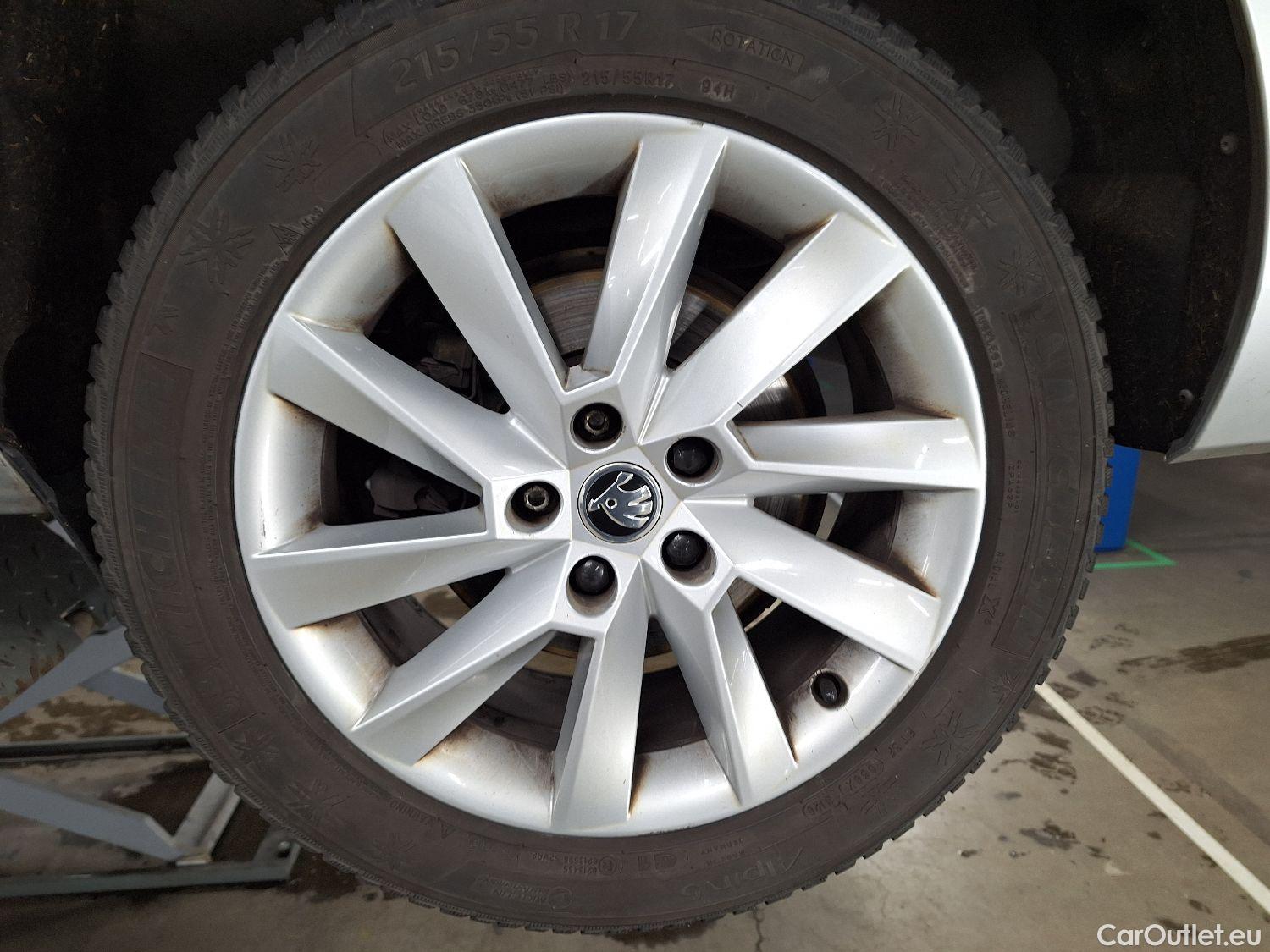  Skoda  Superb Skoda,  Combi FL'19, Skoda  Combi 2.0 CRTDI 90kW DSG7 Clever+ 5d #6