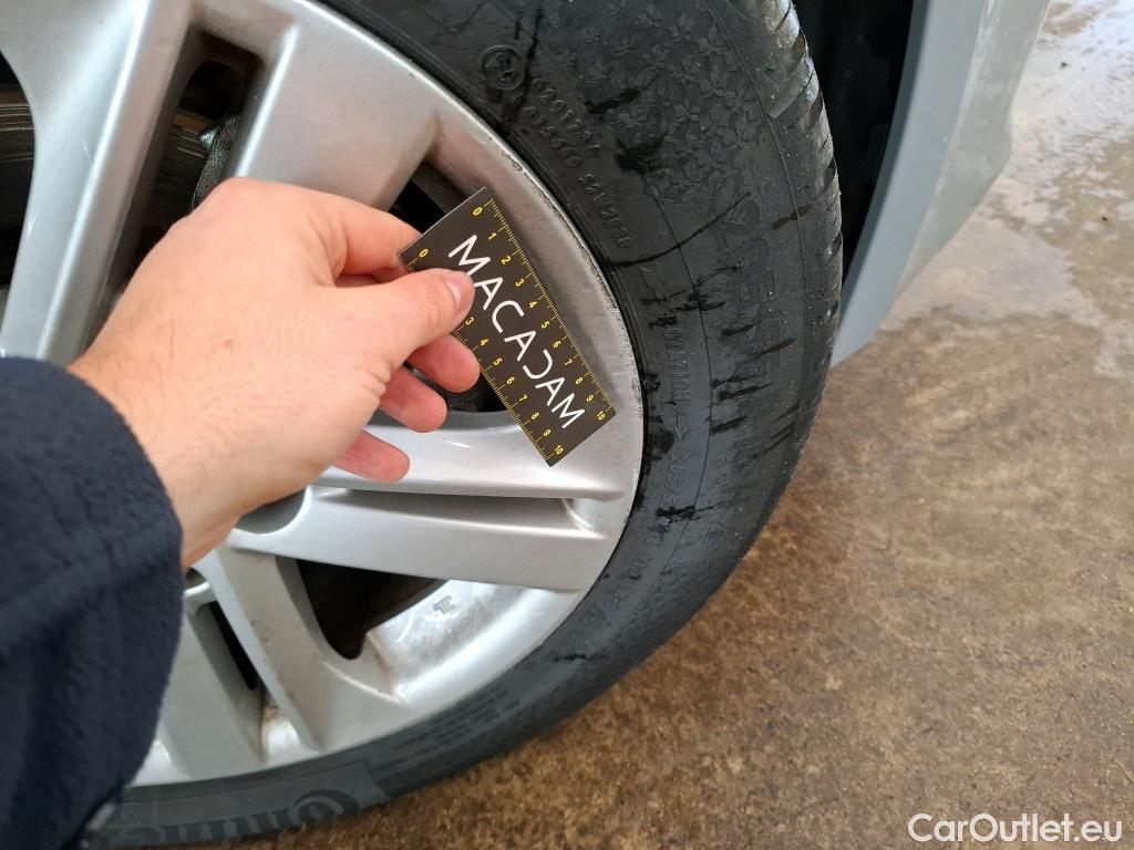  Toyota  Corolla TOYOTA  5p Berline Hybride 122h Dynamic Business #14