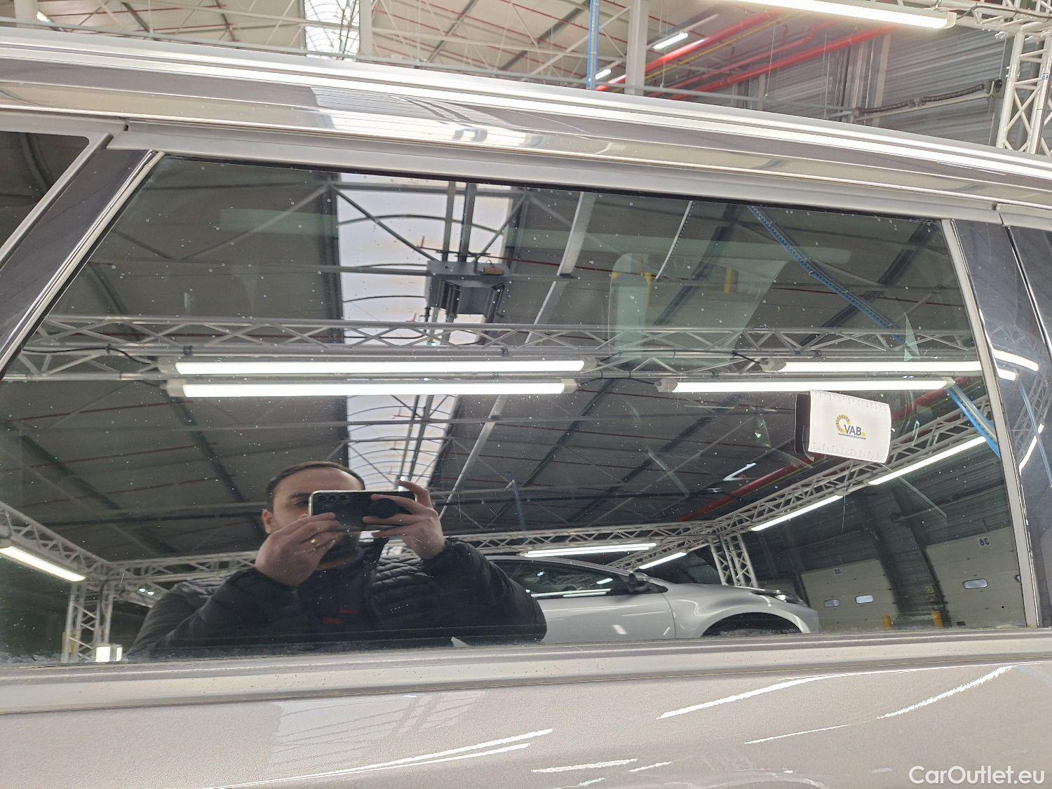  Peugeot  5008 Peugeot,  FL'20, Peugeot  1.5 BlueHDi 96kW S&S EAT8 Allure Pack #26