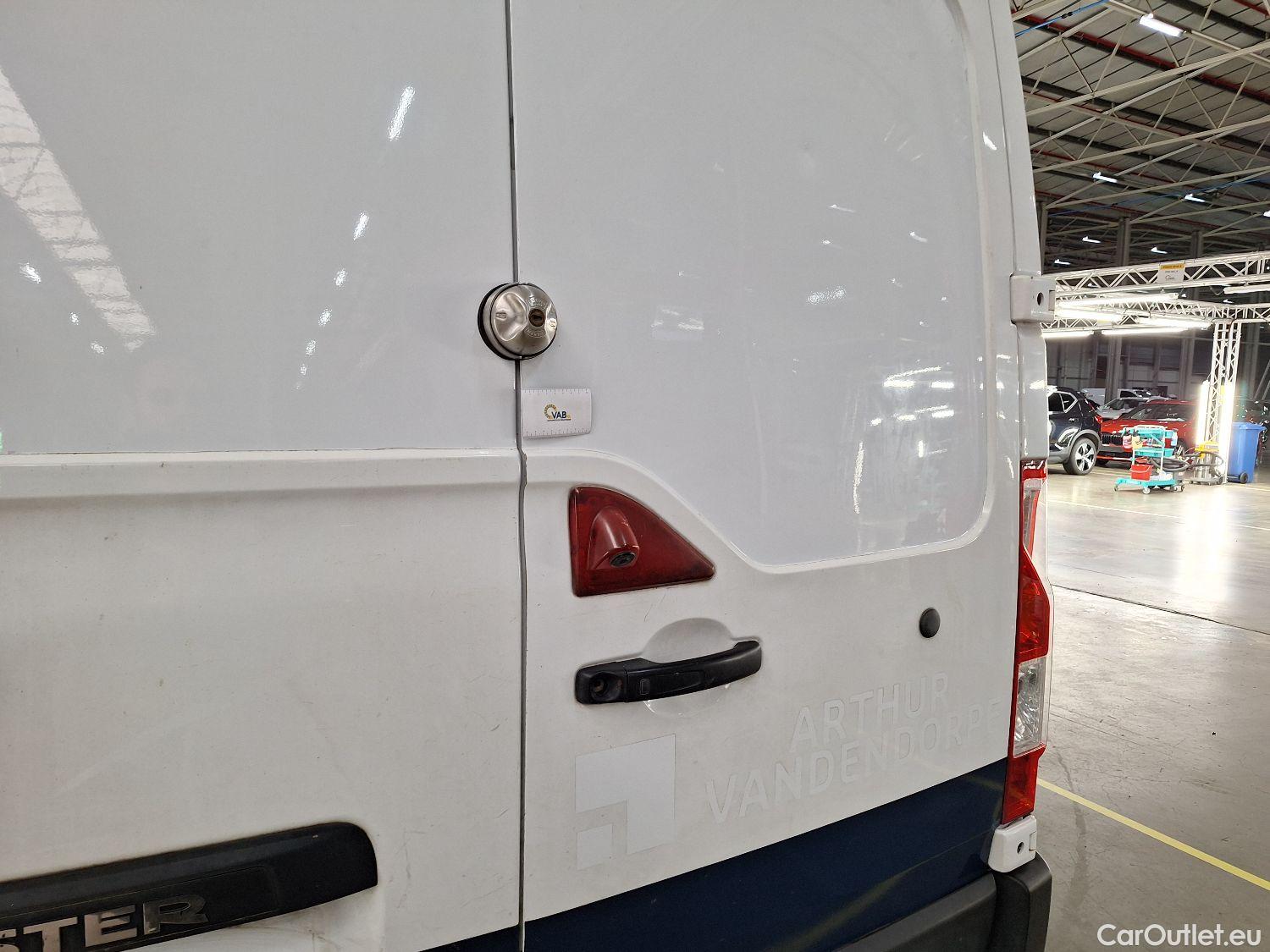  Renault  Master Renault, _ '14, Renault  L2H2 dCi 145 Energy - 3.5T DC G Con #18