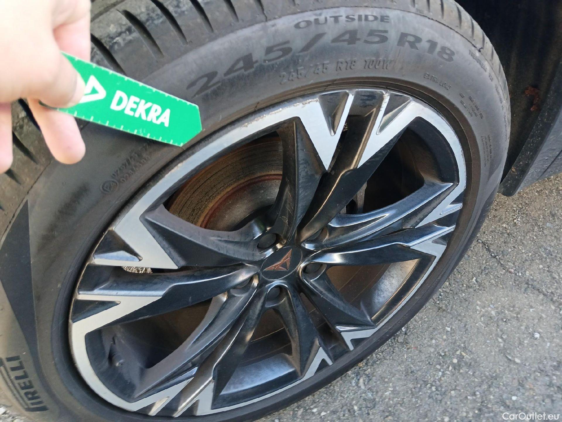  Cupra  Formentor CUPRA  / 2020 / 5P / todoterreno 1.5 TSI 110kW (150 CV) DSG #36