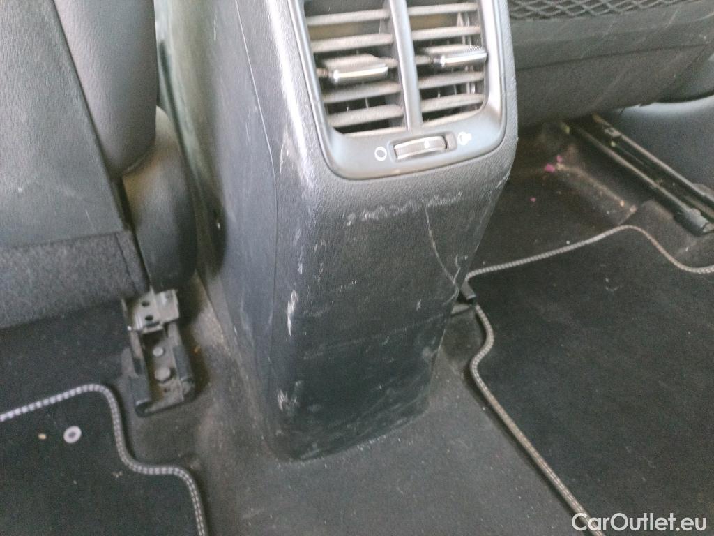  KIA  Niro KIA  / 2019 / 5P / crossover 1.6 GDi HEV 104kW (141CV) Drive #17