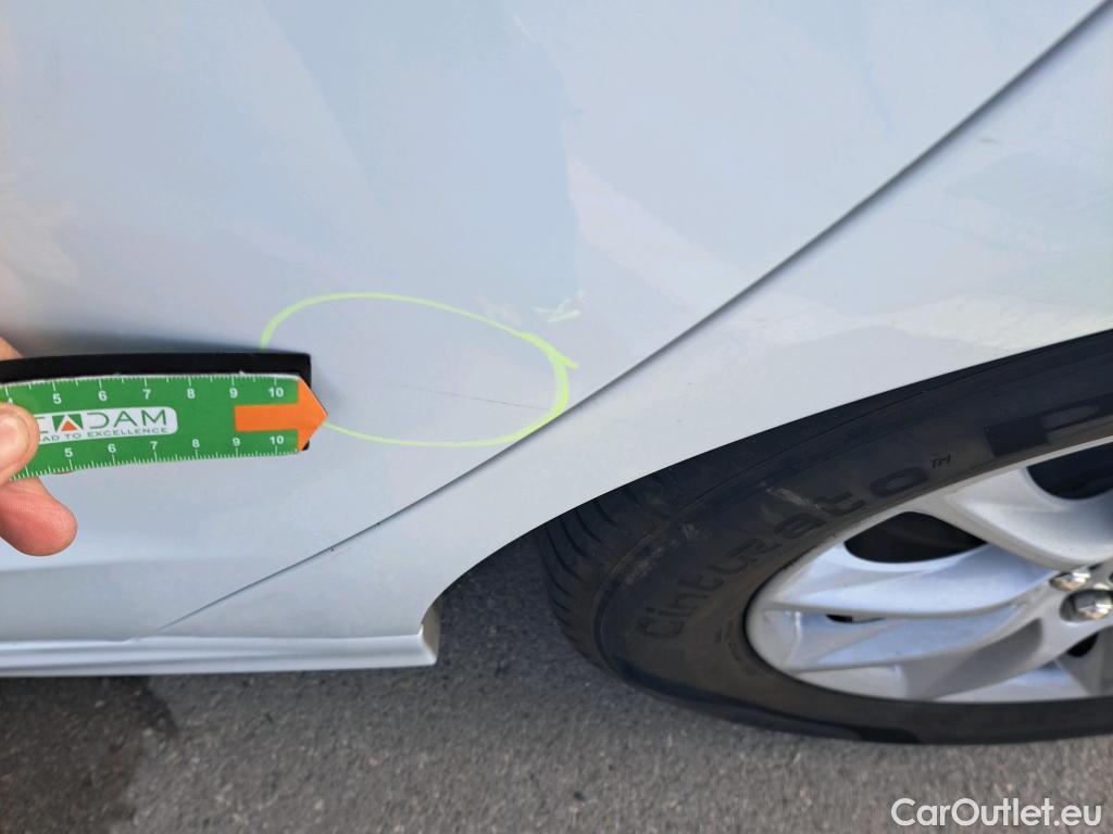  Ford  Mondeo FORD  / 2014 / 4P / sedán 2.0 Híbrido 137kW (187CV) Titanium HEV #9