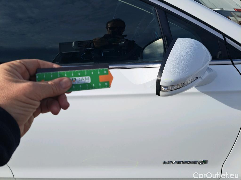  Ford  Mondeo FORD  / 2014 / 4P / sedán 2.0 Híbrido 137kW (187CV) Titanium HEV #17