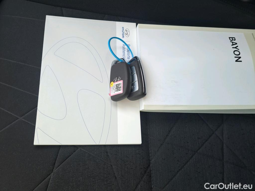  Hyundai  Bayon HYUNDAI  / 2021 / 5P / todoterreno 1.0 TGDI 74kW (100CV) Tecno #10
