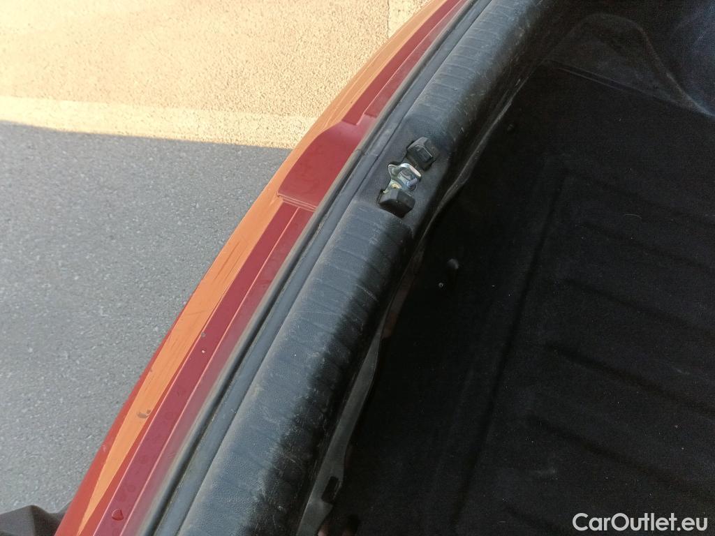  KIA  Niro KIA  / 2019 / 5P / crossover 1.6 GDi HEV 104kW (141CV) Drive #32