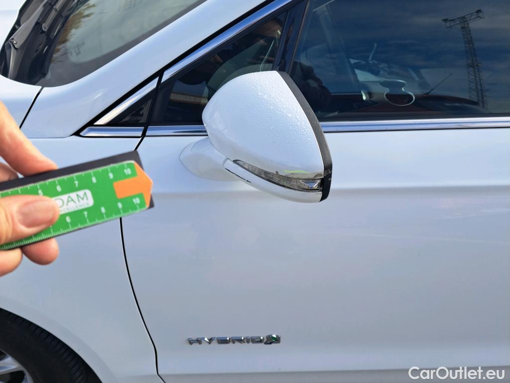  Ford  Mondeo FORD  / 2014 / 4P / sedán 2.0 Híbrido 137kW (187CV) Titanium HEV #12