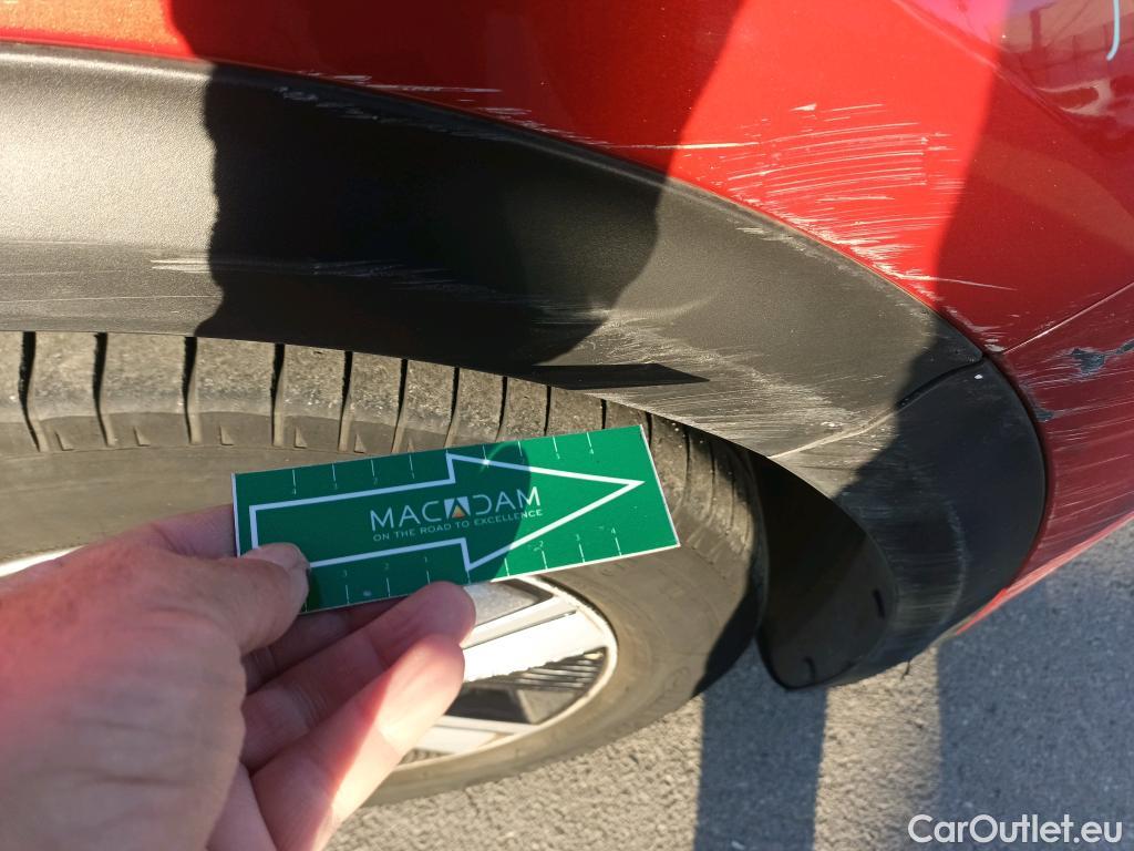  KIA  Niro KIA  / 2019 / 5P / crossover 1.6 GDi HEV 104kW (141CV) Drive #52