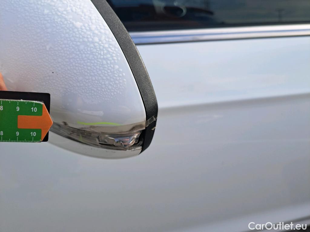  Ford  Mondeo FORD  / 2014 / 4P / sedán 2.0 Híbrido 137kW (187CV) Titanium HEV #14