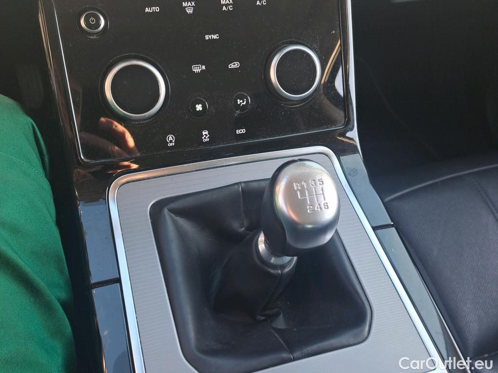  Land Rover  Range Rover LAND ROVER  Evoque / 2015 / 5P / todoterreno 2.0 D150 S FWD #12