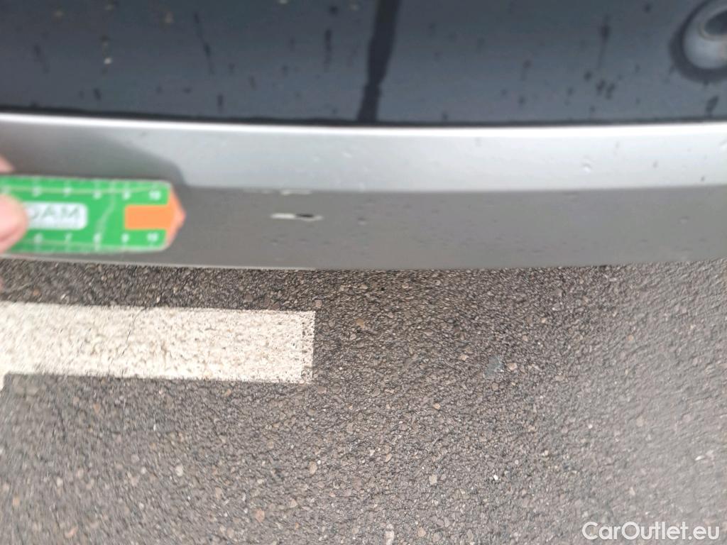  Opel  Crossland OPEL  X / 2017 / 5P / todoterreno 1.5D 88kW (120CV) Innovation S/S Auto #11