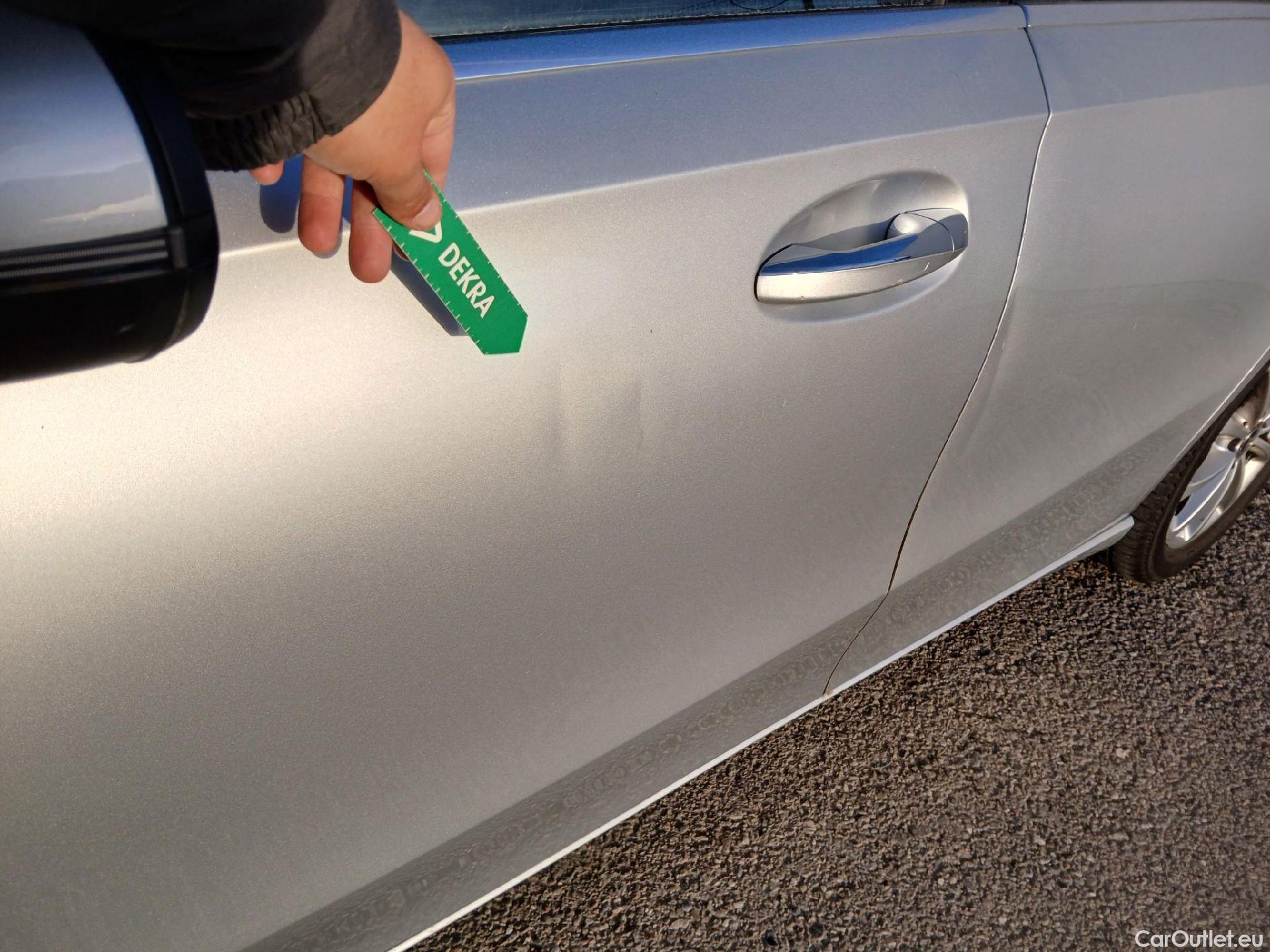  Mercedes  A-Klasse MERCEDES-BENZ Clase A / 2018 / 4P / sedán Sedán A 200 #13