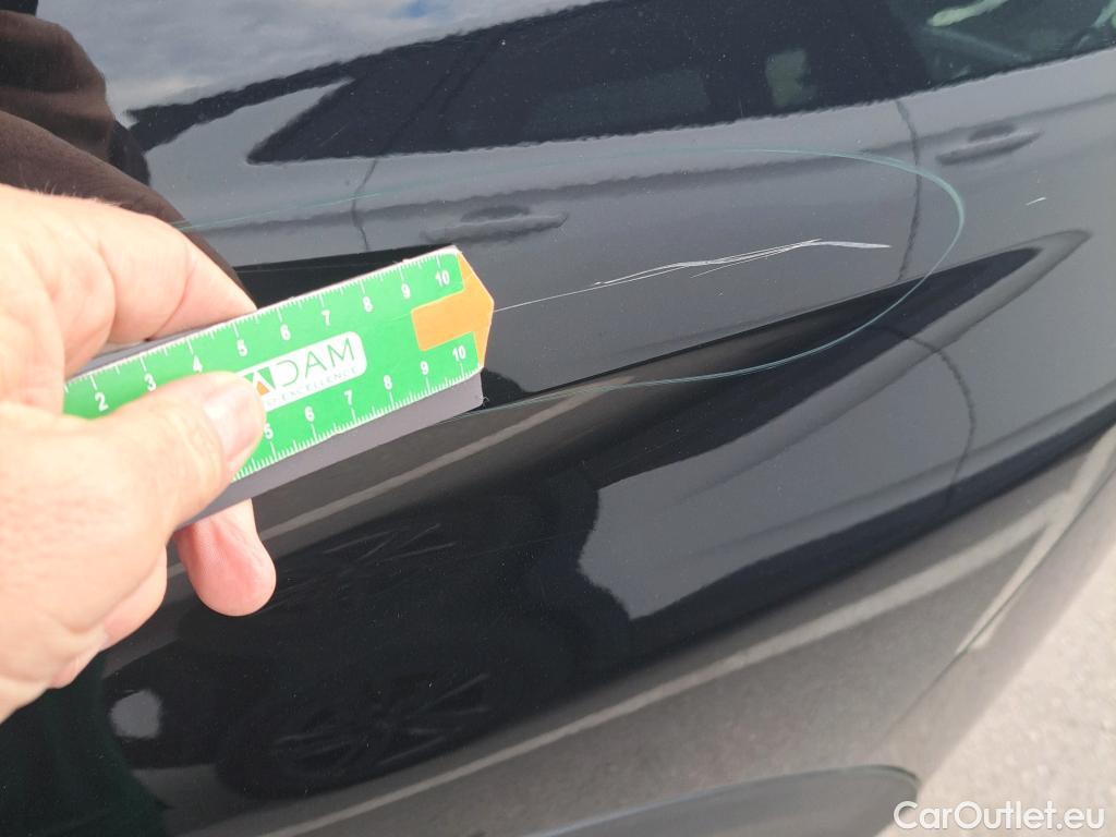  Peugeot  3008 PEUGEOT  / 2020 / 5P / todoterreno 1.2 PureTech 96KW S&S Allure Pack EAT8 #8