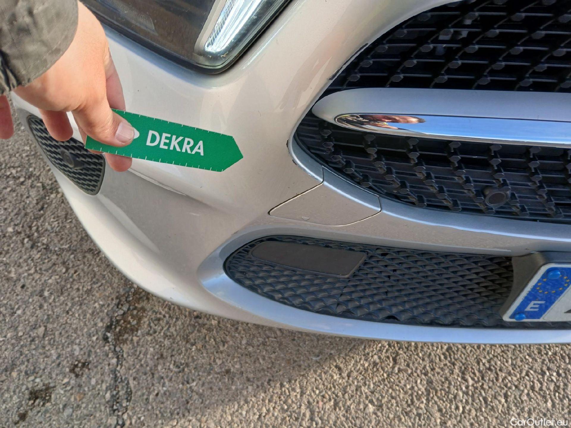  Mercedes  A-Klasse MERCEDES-BENZ Clase A / 2018 / 4P / sedán Sedán A 200 #8