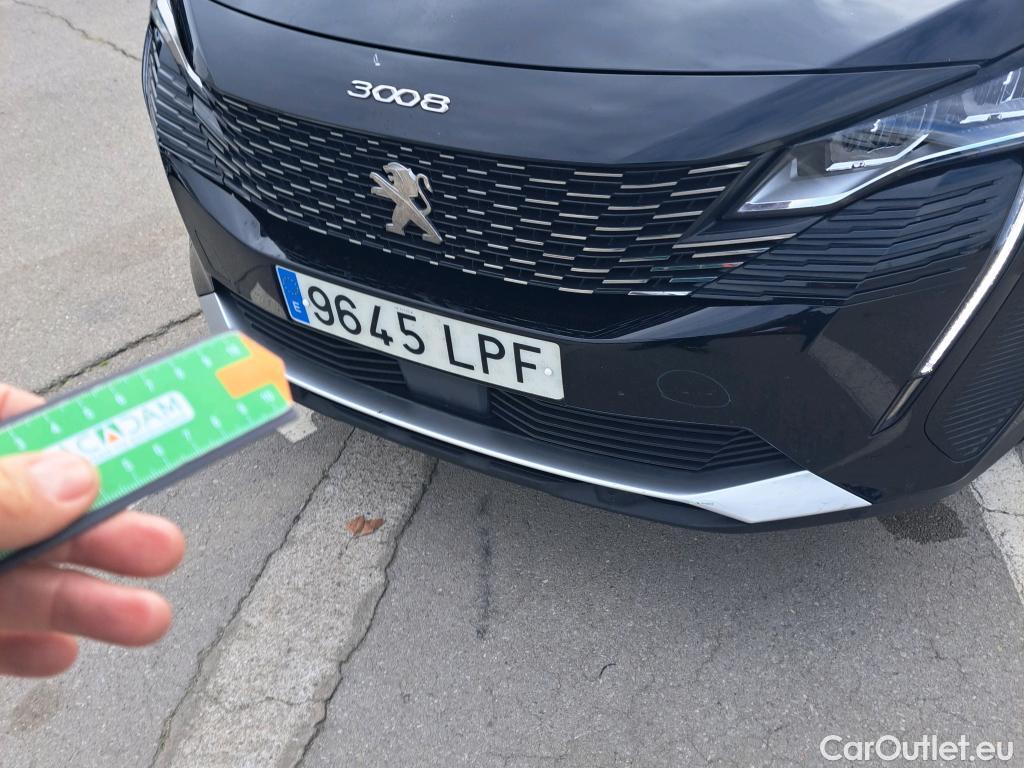  Peugeot  3008 PEUGEOT  / 2020 / 5P / todoterreno 1.2 PureTech 96KW S&S Allure Pack EAT8 #14