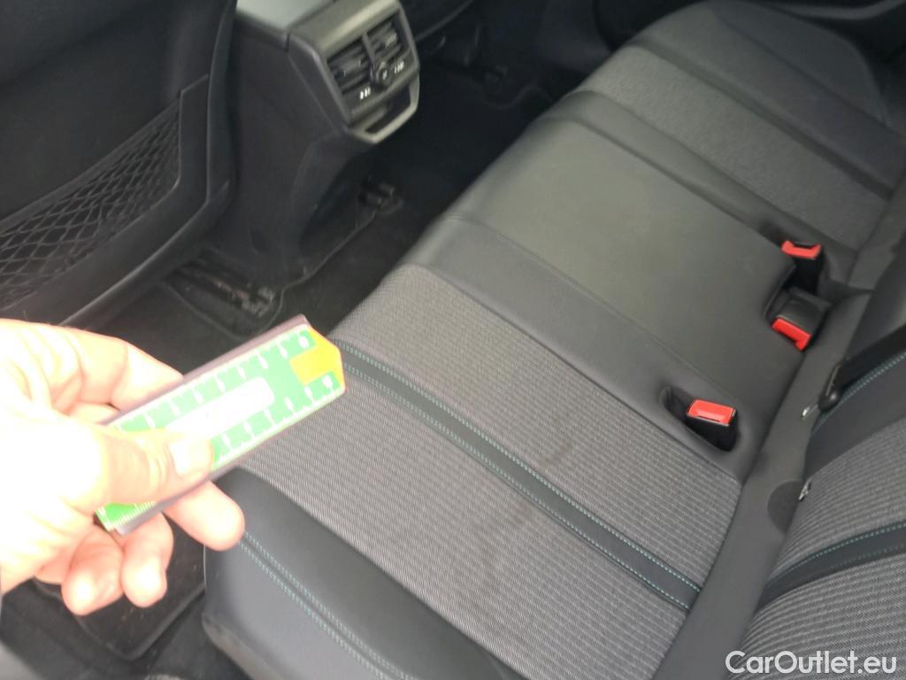  Peugeot  3008 PEUGEOT  / 2020 / 5P / todoterreno 1.2 PureTech 96KW S&S Allure Pack EAT8 #9