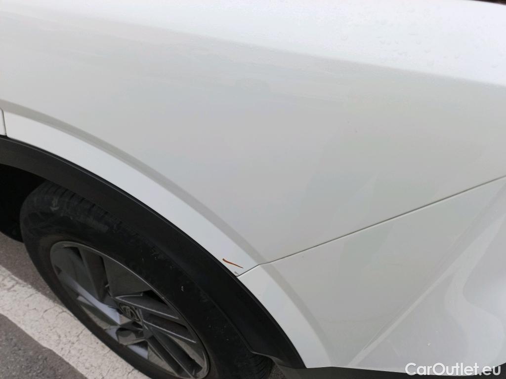  Nissan  Qashqai NISSAN  / 2021 / 5P / todoterreno DIG-T 103kW (140CV) mHEV 4x2 Acenta #12