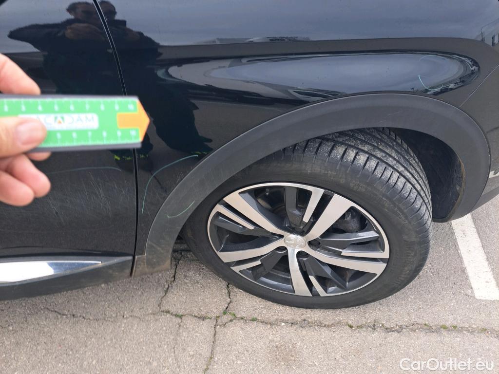  Peugeot  3008 PEUGEOT  / 2020 / 5P / todoterreno 1.2 PureTech 96KW S&S Allure Pack EAT8 #25