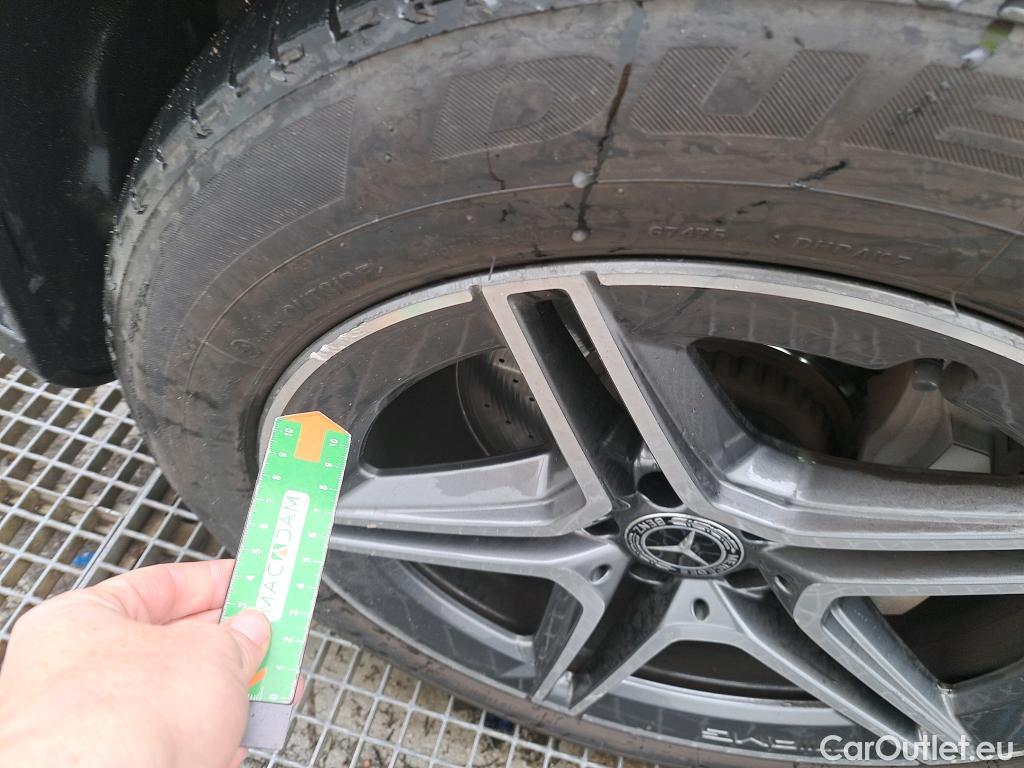  Mercedes  G-Klasee MERCEDES-BENZ GLC Coupé / 2019 / 5P / coupé GLC 300 de 4MATIC (AC) #4