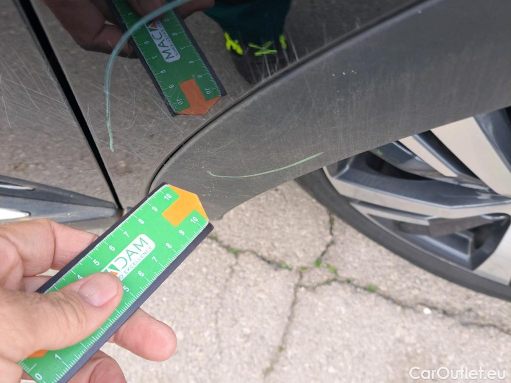  Peugeot  3008 PEUGEOT  / 2020 / 5P / todoterreno 1.2 PureTech 96KW S&S Allure Pack EAT8 #26