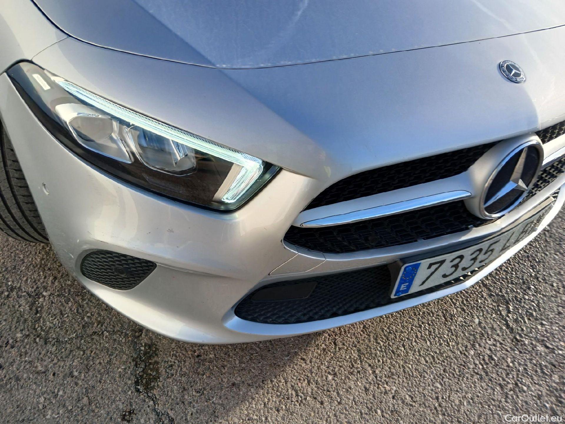  Mercedes  A-Klasse MERCEDES-BENZ Clase A / 2018 / 4P / sedán Sedán A 200 #10