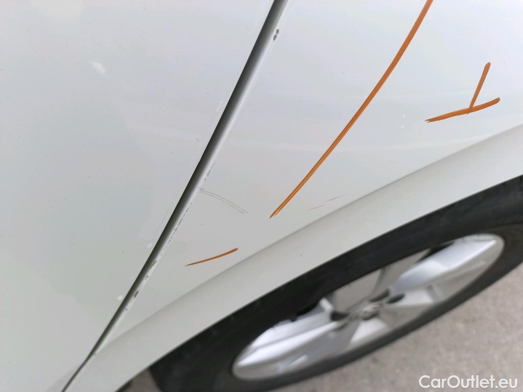  Volkswagen  Polo VOLKSWAGEN  / 2017 / 5P / berlina con portón Advanced 1.0 TSI 70kW (95CV) (CX) #30