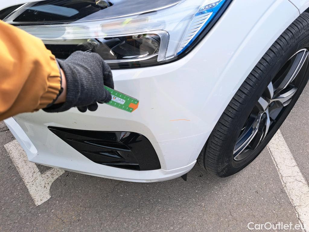  Volvo  XC60 VOLVO  / 2017 / 5P / todoterreno 2.0 D4 AWD R-Design B Auto #23