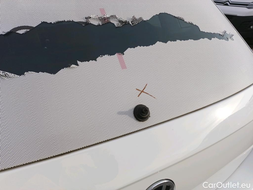  Volkswagen  Polo VOLKSWAGEN  / 2017 / 5P / berlina con portón Advanced 1.0 TSI 70kW (95CV) (CX) #23