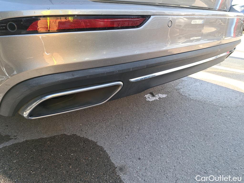  Volvo  V60 VOLVO  / 2018 / 5P / familiar 2.0 T6 AWD Recharge Inscription Auto #10