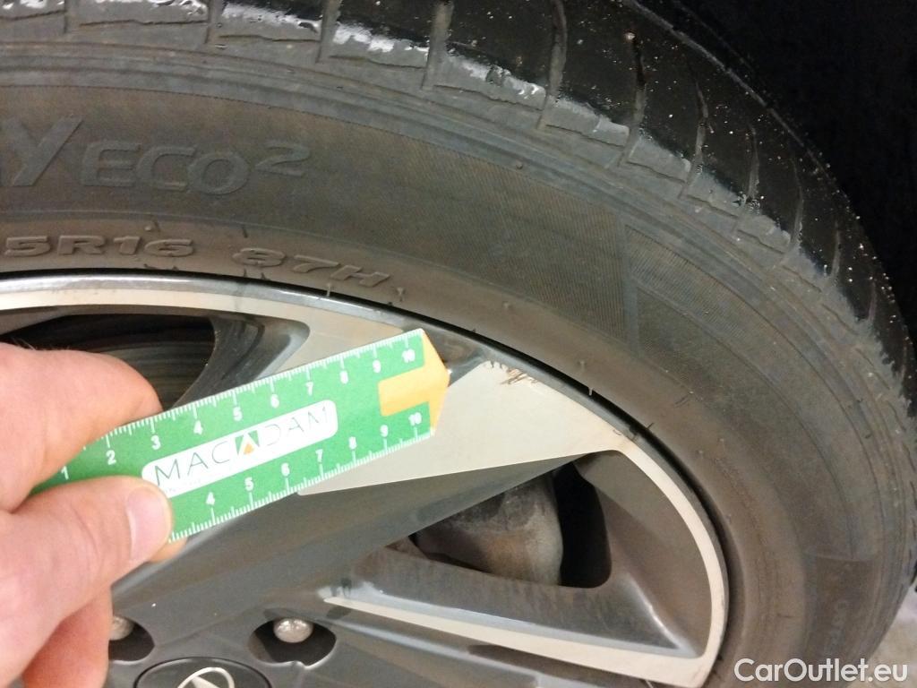  Hyundai  Bayon HYUNDAI  / 2021 / 5P / todoterreno 1.0 TGDI 74kW (100CV) 48V Maxx #27