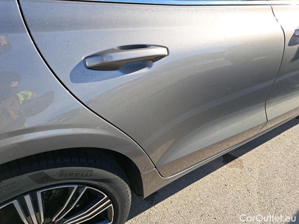  Volvo  V60 VOLVO  / 2018 / 5P / familiar 2.0 T6 AWD Recharge Inscription Auto #12