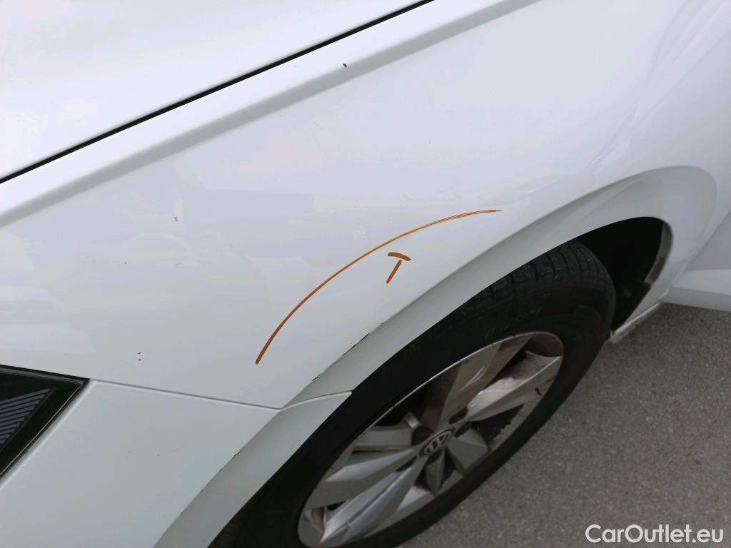  Volkswagen  Polo VOLKSWAGEN  / 2017 / 5P / berlina con portón Advanced 1.0 TSI 70kW (95CV) (CX) #18