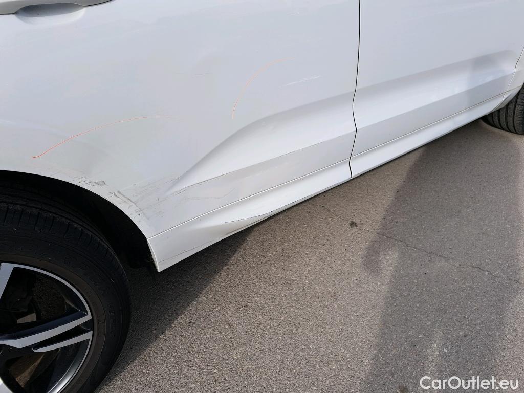  Volvo  XC60 VOLVO  / 2017 / 5P / todoterreno 2.0 D4 AWD R-Design B Auto #53