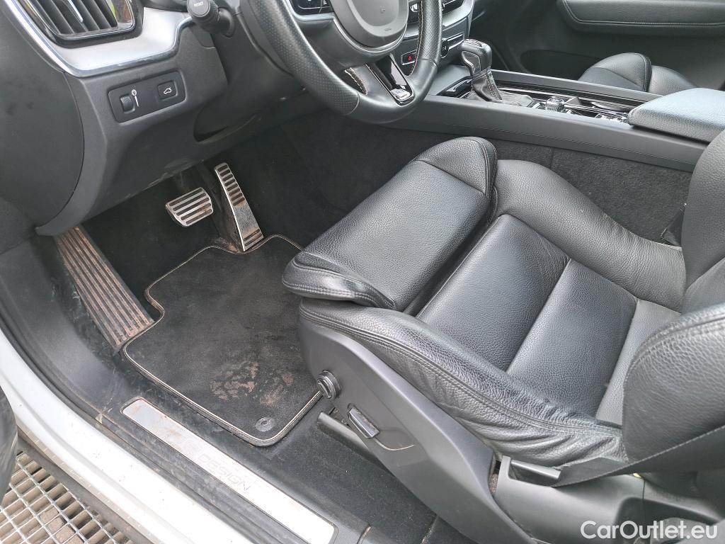  Volvo  XC60 VOLVO  / 2017 / 5P / todoterreno 2.0 D4 AWD R-Design B Auto #38