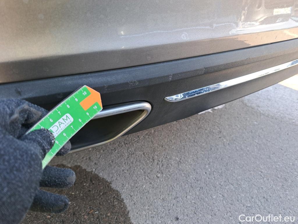  Volvo  V60 VOLVO  / 2018 / 5P / familiar 2.0 T6 AWD Recharge Inscription Auto #11