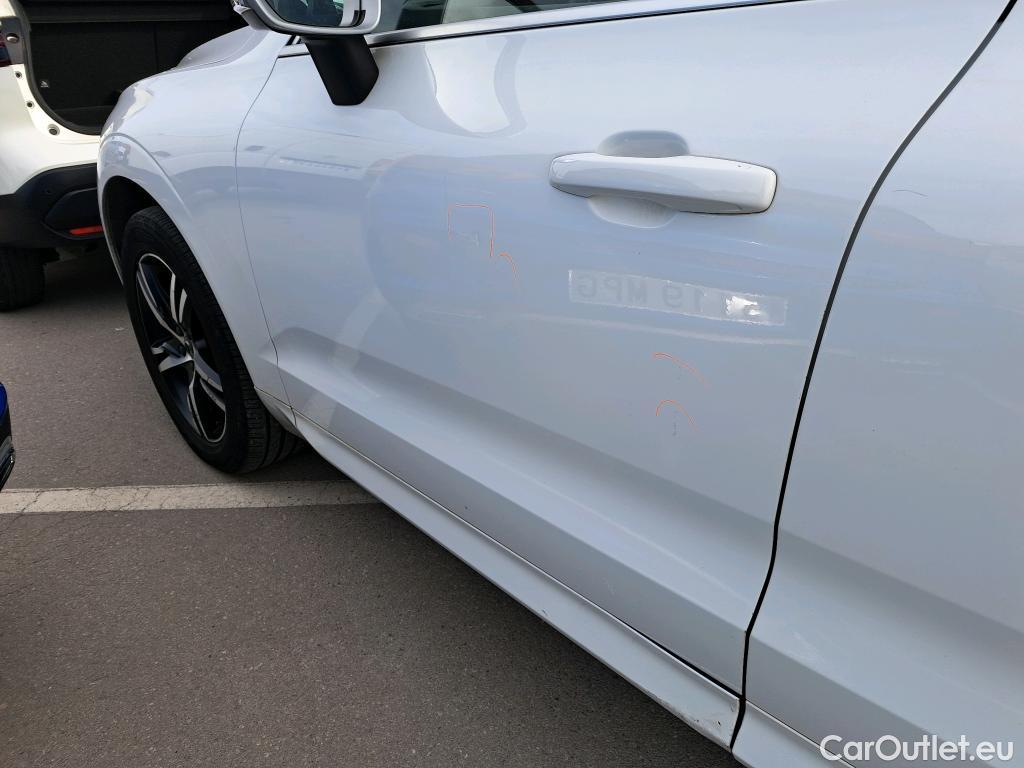  Volvo  XC60 VOLVO  / 2017 / 5P / todoterreno 2.0 D4 AWD R-Design B Auto #17