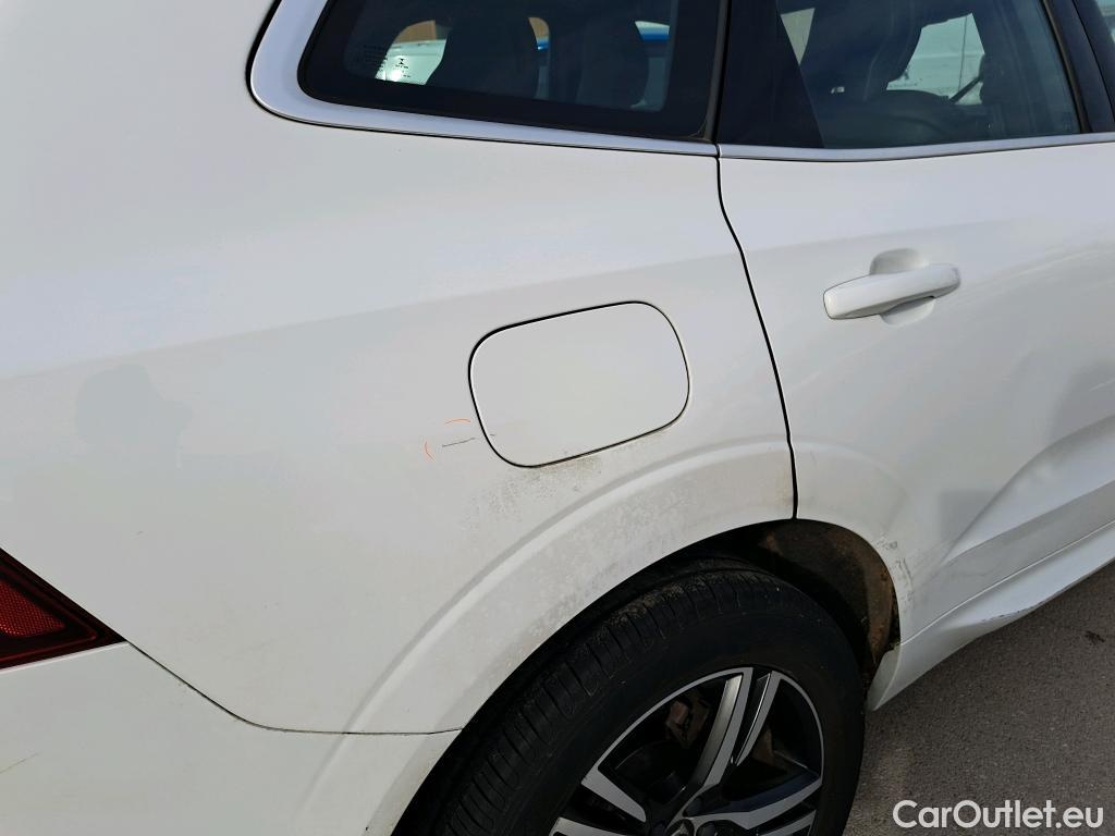  Volvo  XC60 VOLVO  / 2017 / 5P / todoterreno 2.0 D4 AWD R-Design B Auto #34