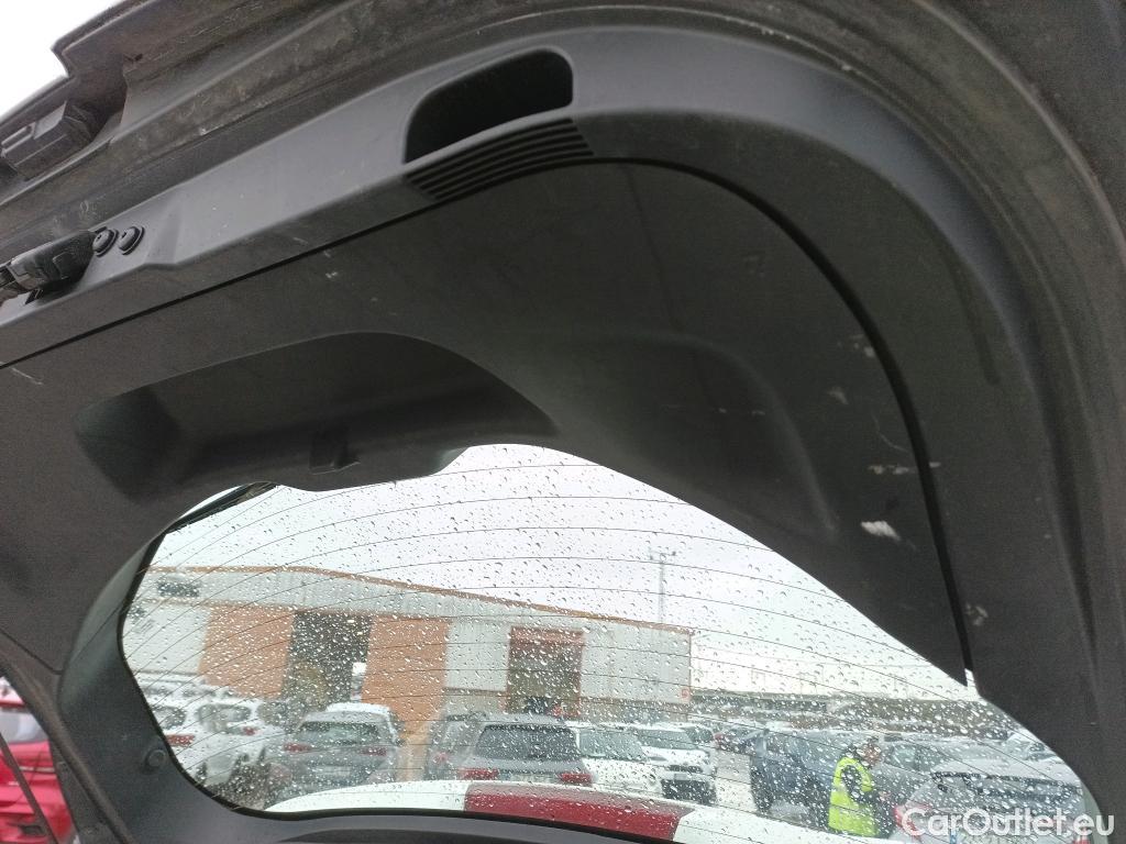  Toyota  Corolla TOYOTA  1.8 125H ACTIVE TECH E-CVT #9