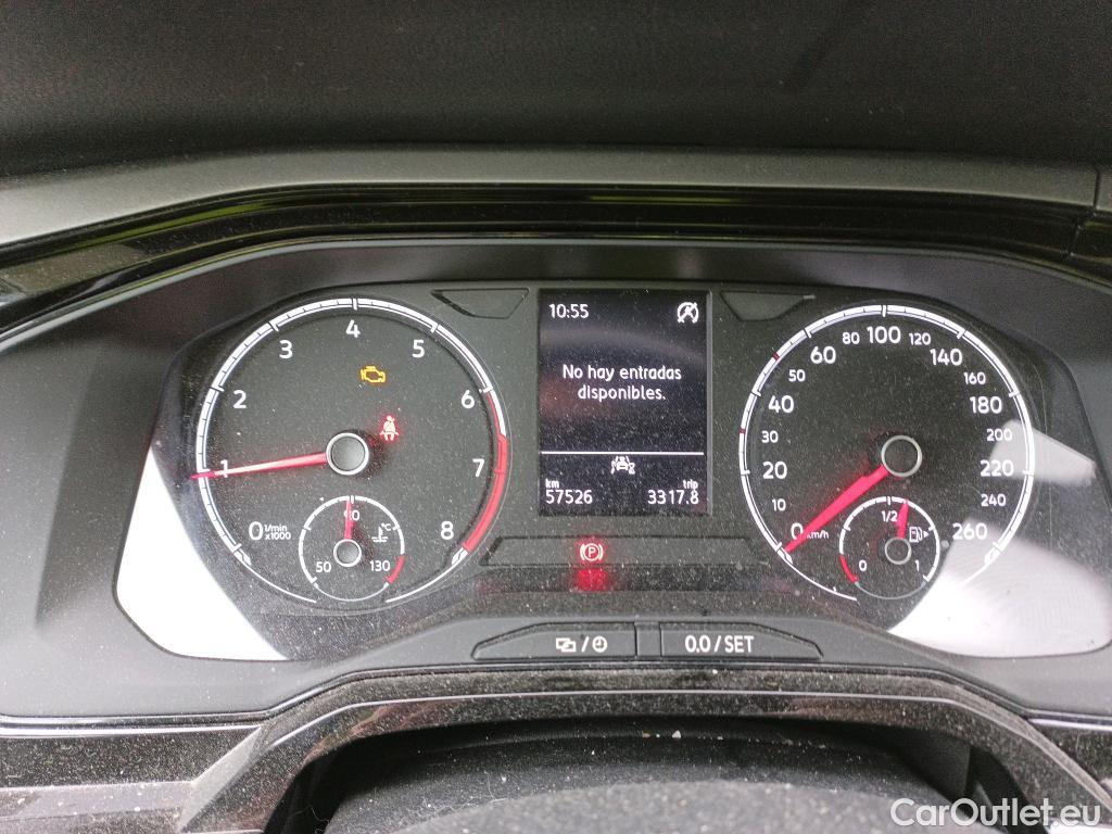  Volkswagen  Polo VOLKSWAGEN  / 2017 / 5P / berlina con portón Advanced 1.0 TSI 70kW (95CV) (CX) #27