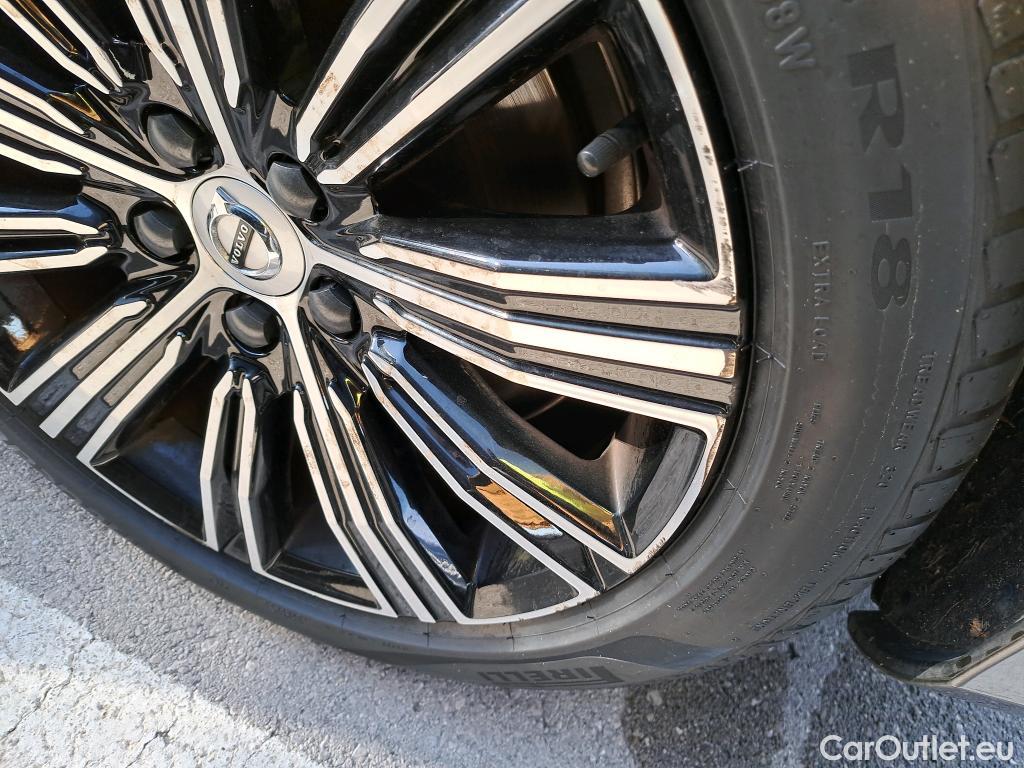  Volvo  V60 VOLVO  / 2018 / 5P / familiar 2.0 T6 AWD Recharge Inscription Auto #7