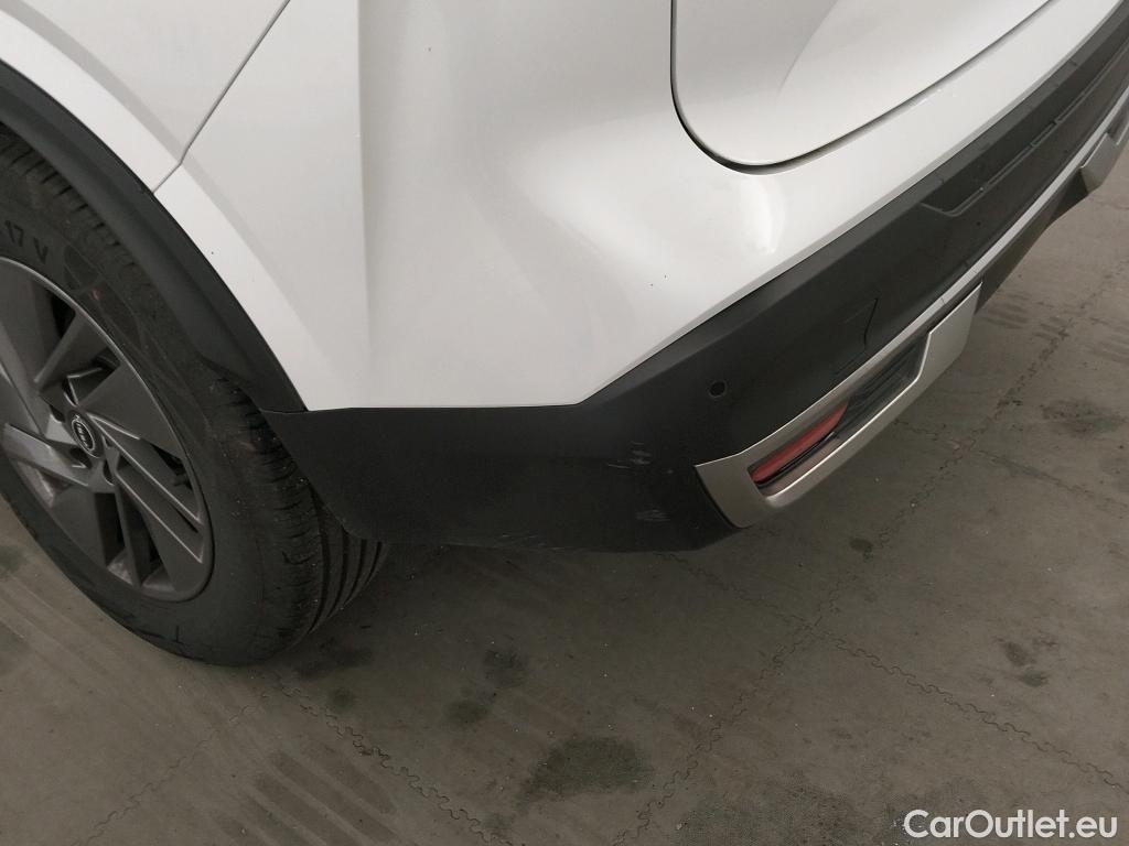  Land Rover  Discovery NISSAN QASHQAI / 2024 / 5P / todoterreno DIG-T 103kW (140CV) mHEV 4x2 Acenta #9